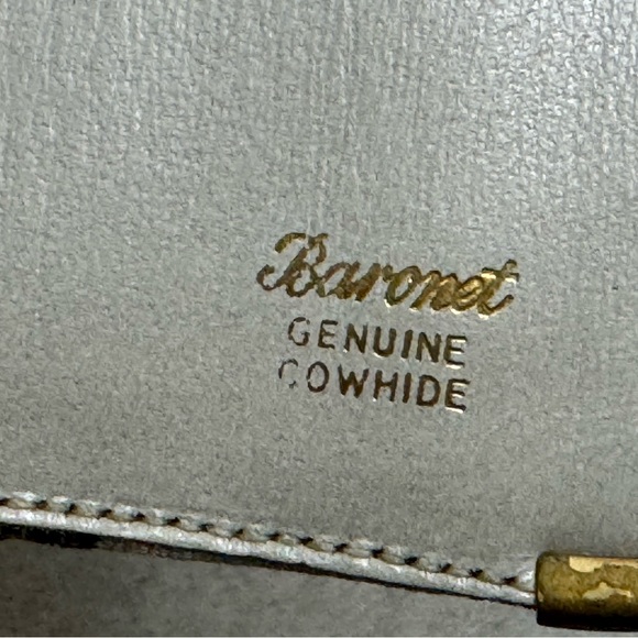 Vintage Baronet cowhide Leather floral Tapestry design clutch wallet - Picture 4 of 7